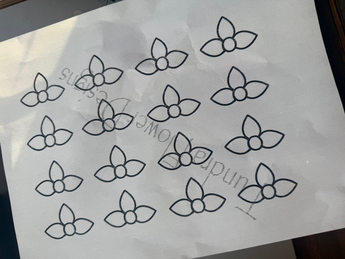 3 petal flower pattern ; downloadable/printable file